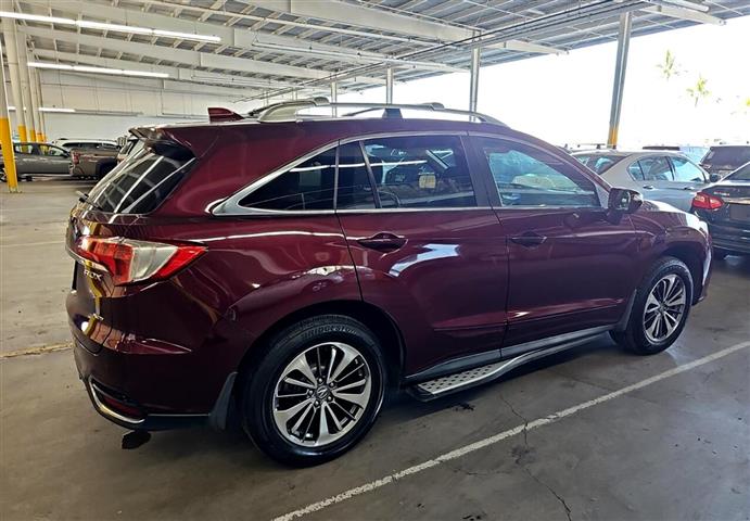 2017 RDX image 4