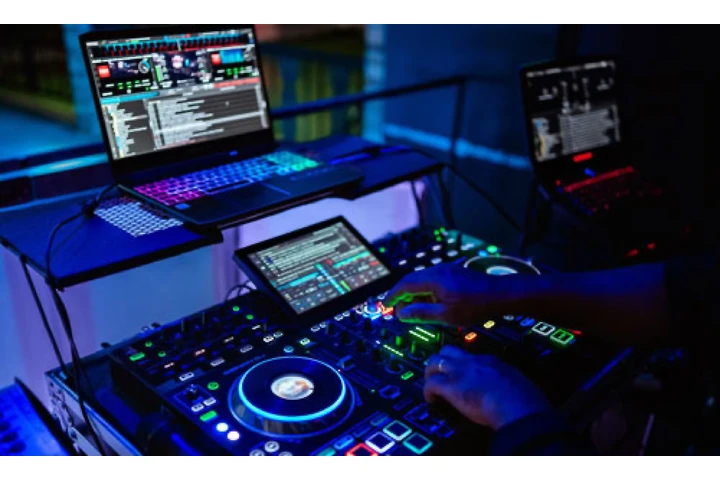 DJ y Música para Fiestas image 3