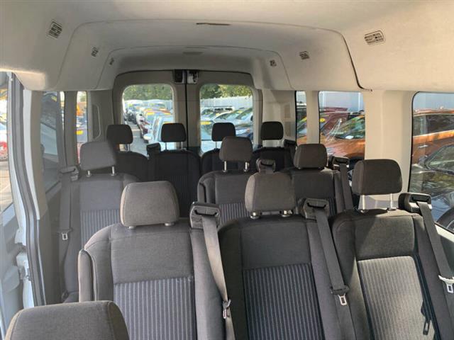 $29499 : 2018 Transit 350 XLT image 9