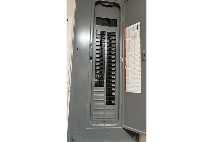 Servicios eléctricos image 6