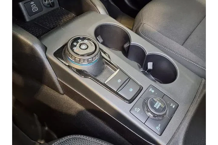 $30588 : Ford Bronco Sport 2024 AWD B image 9