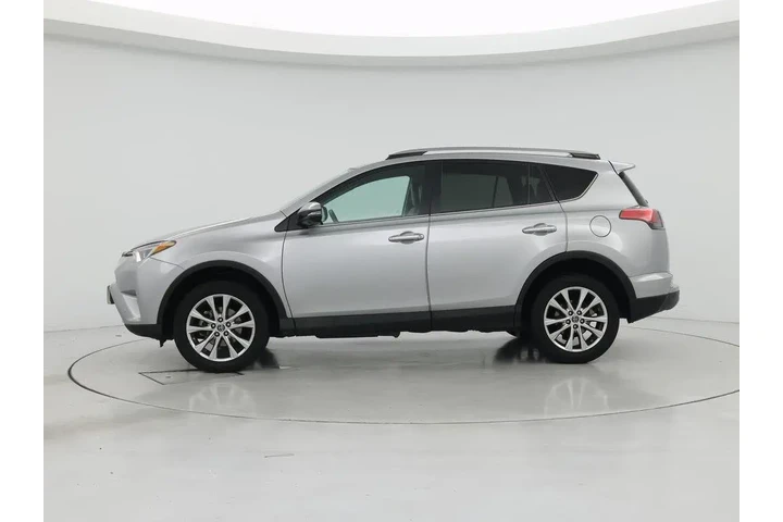 $20998 : Toyota RAV4 2017 AWD Limited image 3