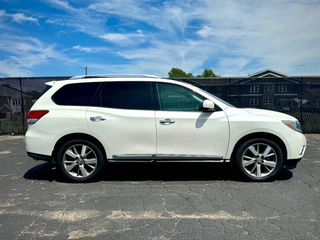 $16791 : 2016 Pathfinder Platinum image 6