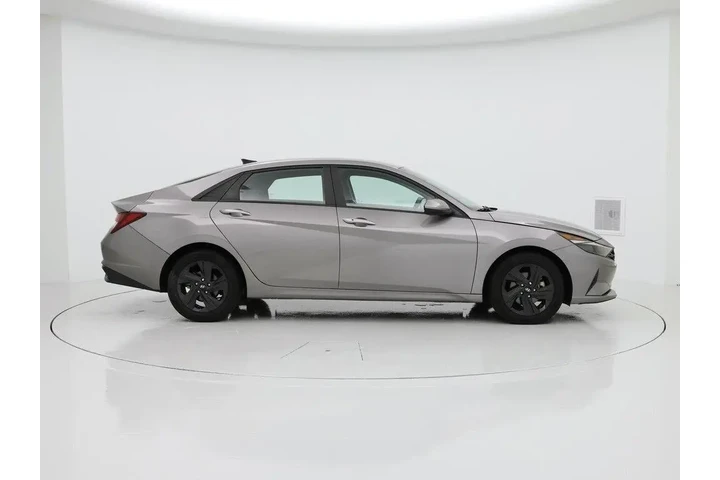 $19998 : Hyundai ELANTRA 2022 SEL 4dr image 7