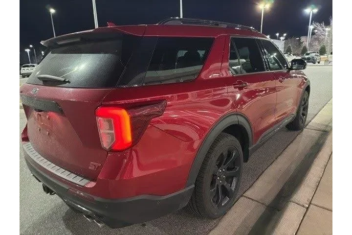 $29298 : Ford Explorer 2020 AWD ST 4d image 6