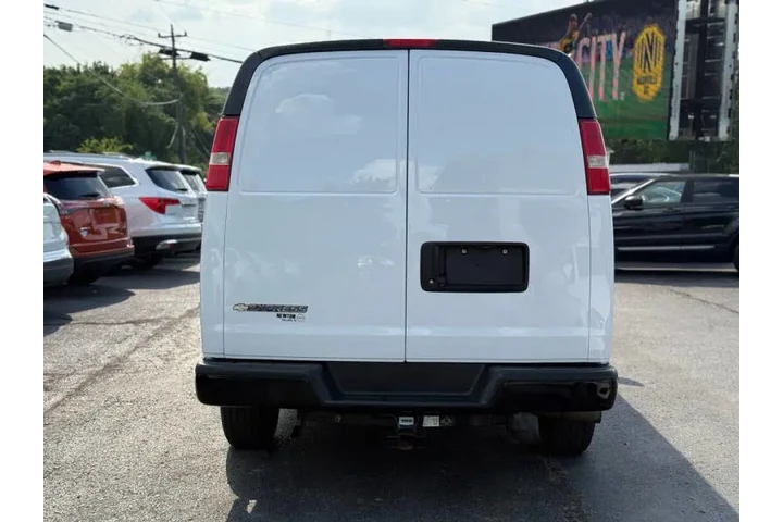 $19495 : 2019 Express 2500 image 7