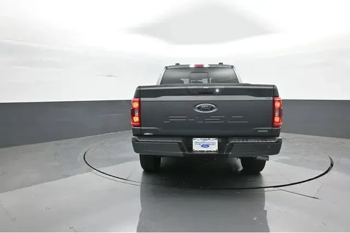 $38793 : Ford F-150 2023 4x4 Lariat 4 image 6