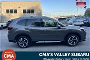 $35194 : PRE-OWNED 2023 SUBARU FORESTE thumbnail