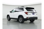 $34998 : Honda Passport 2023 AWD Trai thumbnail