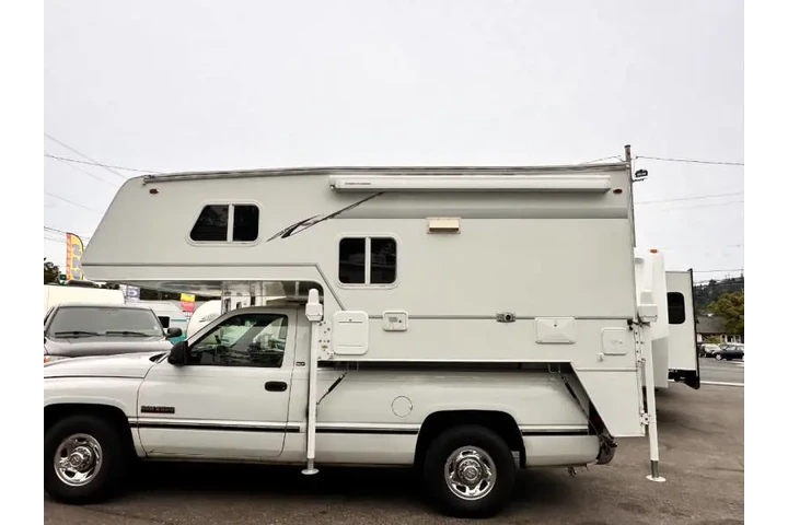 $12900 : 2009 Northland Camper 850 image 5