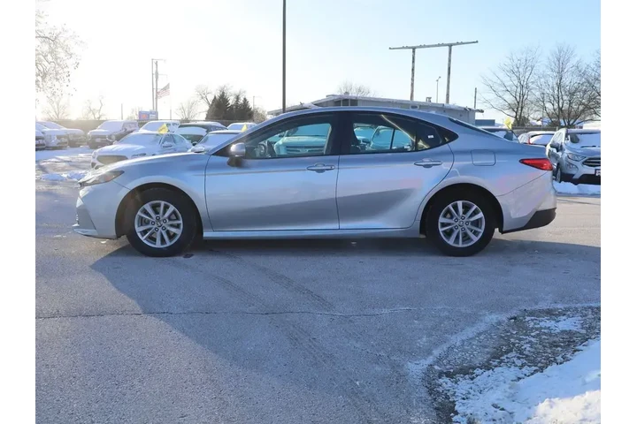 $24377 : Toyota Camry 2025 SE 4dr Sed image 6