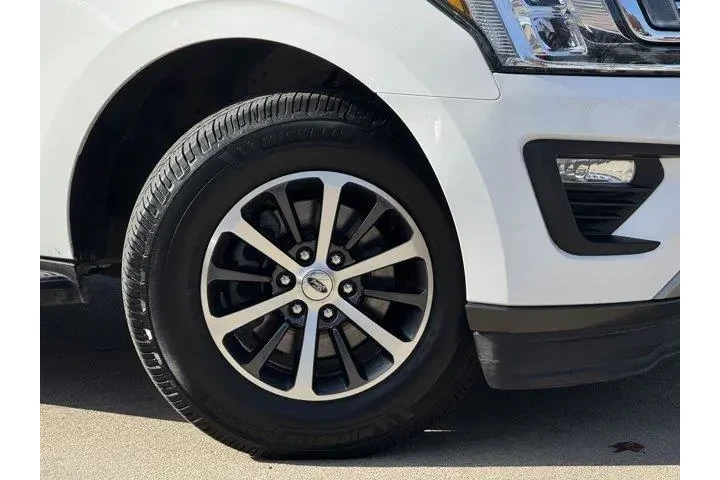 $29998 : Ford Expedition 2021 4x2 XLT image 3