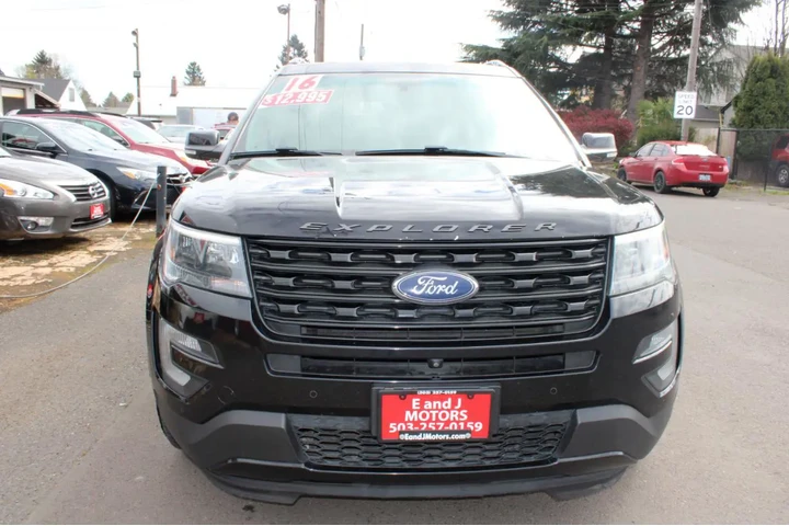 $12995 : Explorer 2016 AWD Sport 4dr image 2