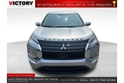 $27995 : Mitsubishi Outlander 2024 AW thumbnail