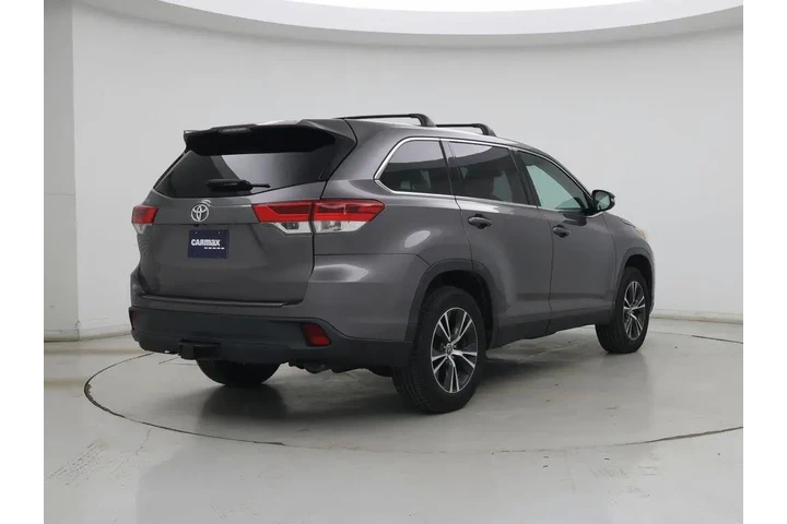 $22998 : Toyota Highlander 2019 LE 4d image 8