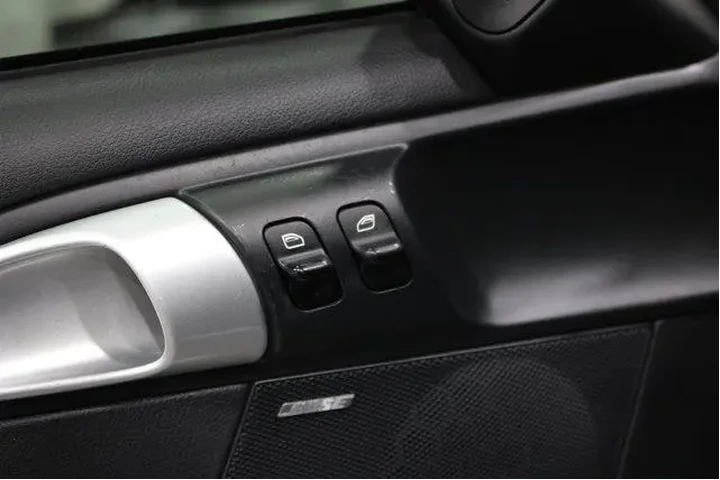 $39988 : Porsche 911 2005 Carrera 2dr image 8