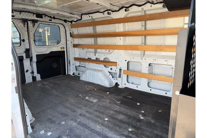 $21000 : Ford Transit 2022 250 3dr SW image 7