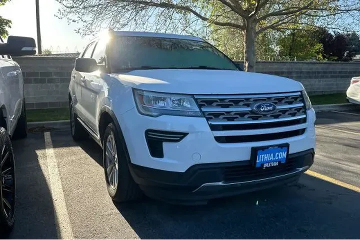 $16995 : Ford Explorer 2018 AWD XLT 4 image 3