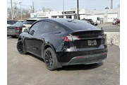 $28943 : Tesla Model Y 2023 AWD 4dr C thumbnail