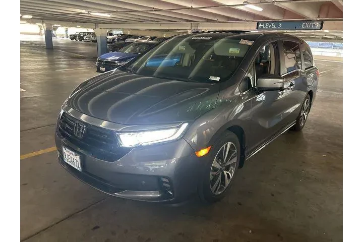 $39998 : Honda Odyssey 2024 Touring 4 image 4