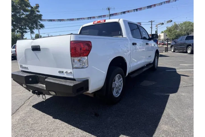 2013 Tundra Grade image 8