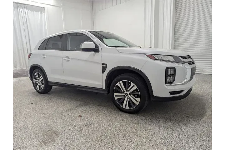 $21297 : Mitsubishi Outlander Sport 2 image 2