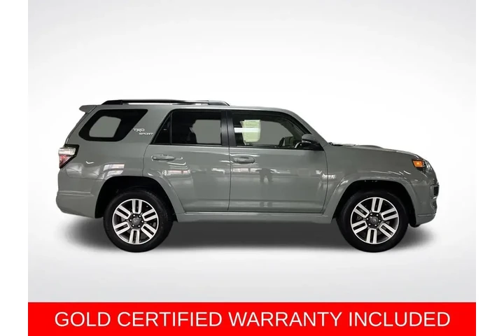 $40988 : Gold Certified2022 4Runner TR image 6