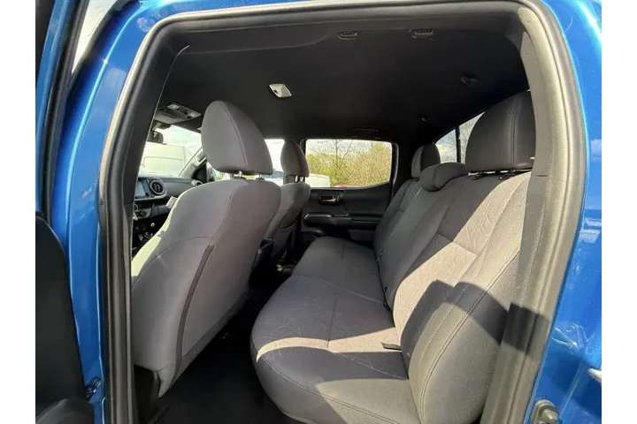 $27495 : 2018 Tacoma TRD Sport image 9