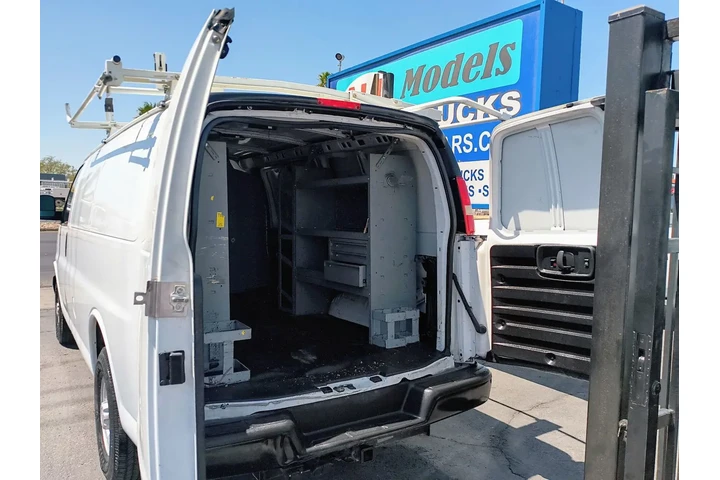 $18995 : 2018 CHEVROLET EXPRESS 2500 C image 3