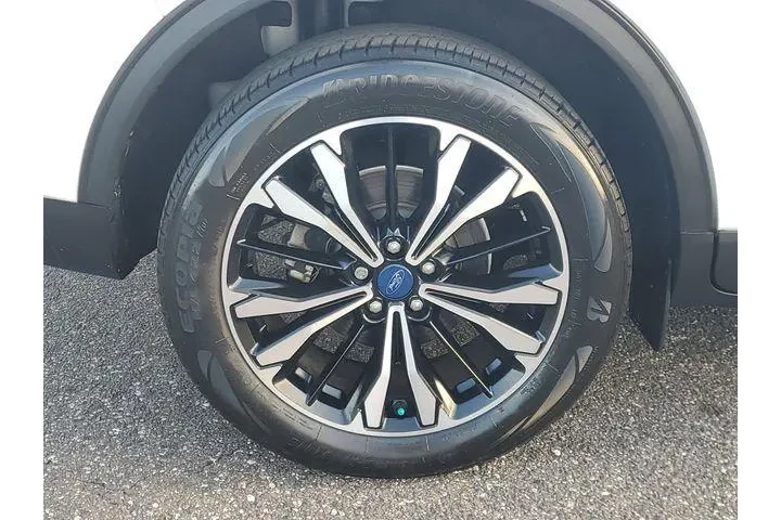 $20898 : Ford Escape Hybrid 2022 SE 4 image 5