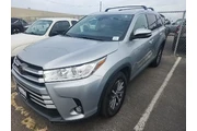 $22781 : Toyota Highlander 2019 XLE 4 thumbnail