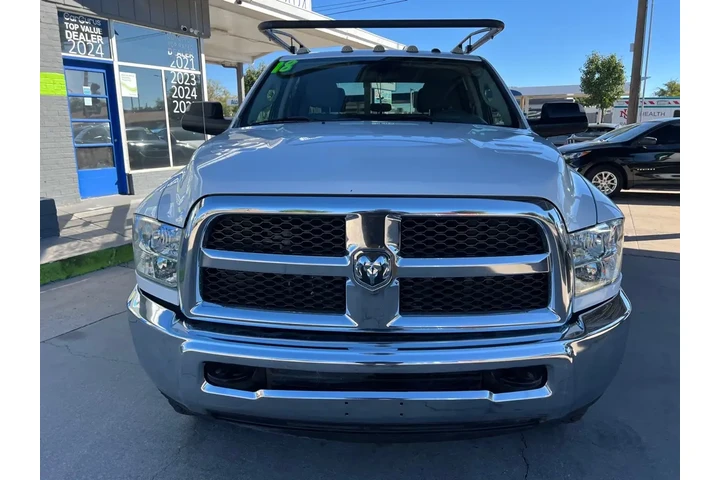2018 RAM 3500 Regular Cab Sta image 2