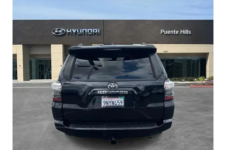 $32984 : Toyota 4Runner 2022 4x2 SR5 image 1