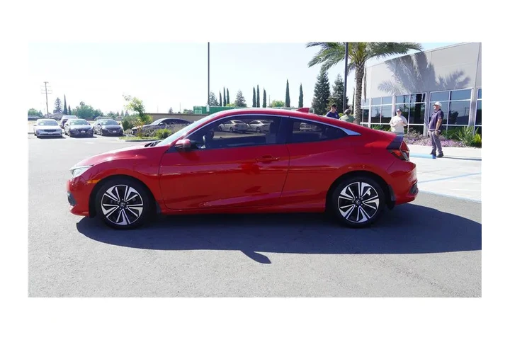 $16984 : 2016 Civic Coupe EX-T image 9