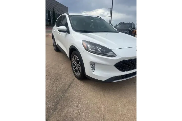 $14700 : Ford Escape 2020 SEL 4dr SUV image 2