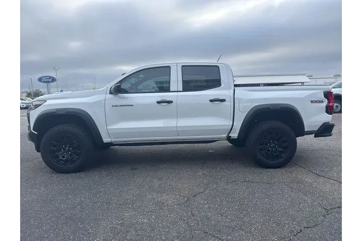$39991 : Chevrolet Colorado 2026 4x4 image 2
