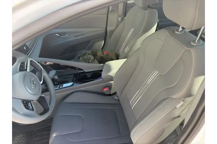 $20771 : Hyundai ELANTRA Hybrid 2023 image 7