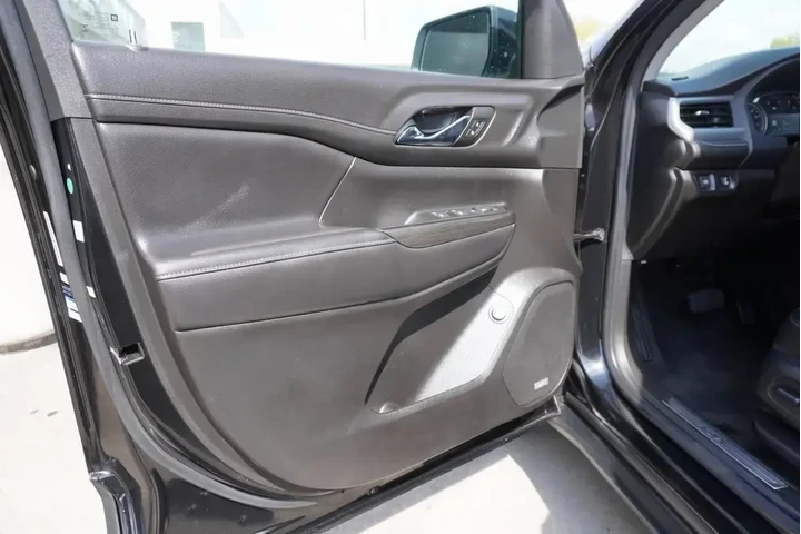 $28988 : GMC Acadia 2023 4x4 SLT 4dr image 8