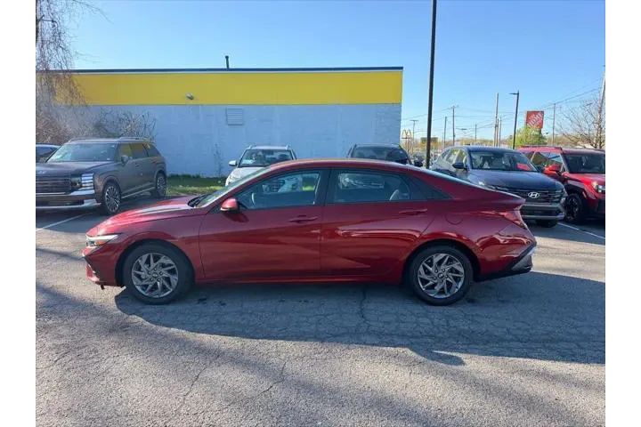 $18500 : Hyundai ELANTRA 2024 SEL 4dr image 7