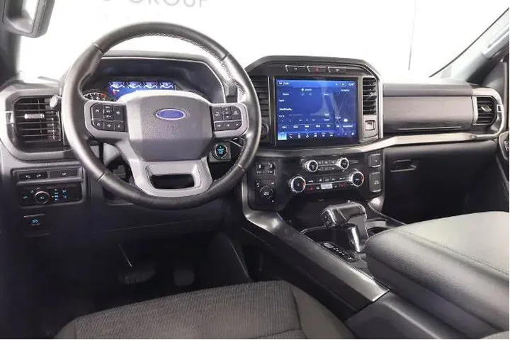 $38149 : Ford F-150 2023 4x4 Lariat 4 image 2