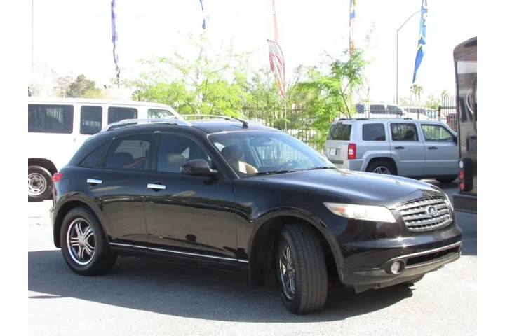 $7995 : 2004 FX35 image 9