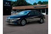 $21175 : Hyundai ELANTRA 2024 SEL 4dr thumbnail