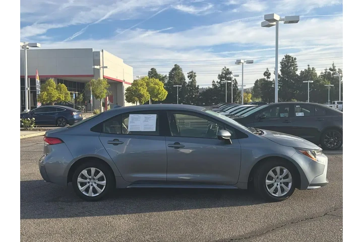 $23240 : Toyota Corolla 2020 LE 4dr S image 3