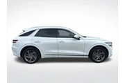 $36900 : Genesis GV70 2023 AWD 2.5T S thumbnail