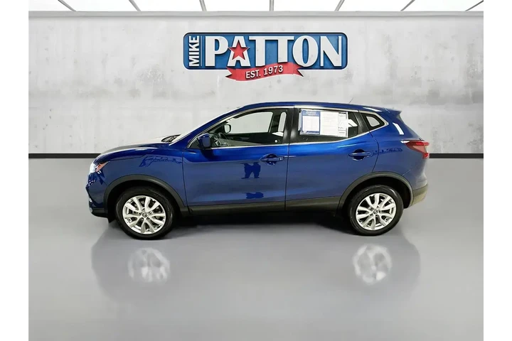 $15493 : Nissan Rogue Sport 2021 S 4d image 4