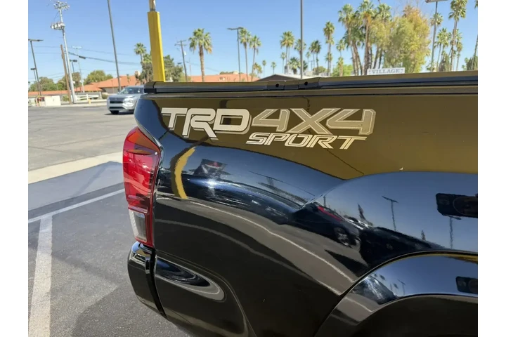 $32999 : Toyota Tacoma 2019 4x4 TRD P image 6