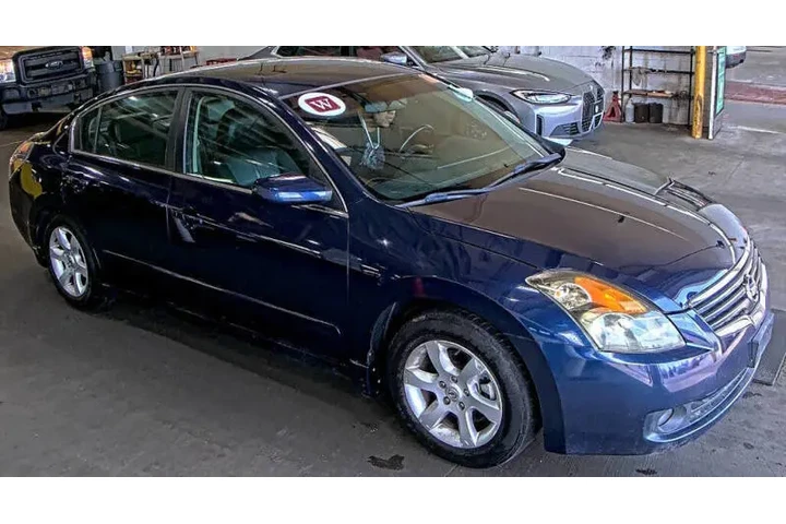 $6495 : 2009 Altima 2.5 SL image 1