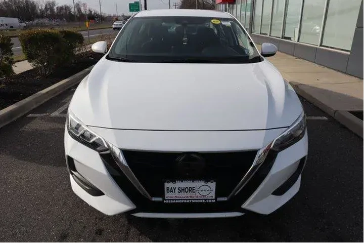 $17417 : Nissan Sentra 2023 SV 4dr Se image 5