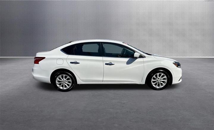 $13881 : 2019 Sentra SV image 8