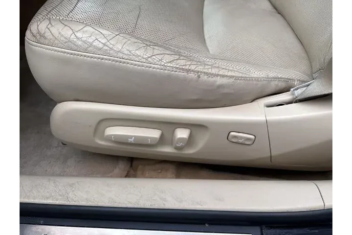 $10500 : Lexus ES 350 2012 4dr Sedan image 8